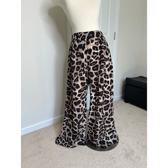 Leopard flowy trouser pants, size M, NWOT - Picture 2 of 7